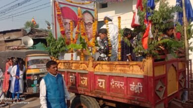 Photo of महात्मा फुले  व बाबासाहेब आंबेडकर  जयंती धामणगाव बढे येथे साजरी