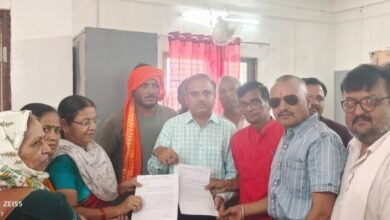 Photo of आ. अमोल मिटकरी विरोधात मेहकरात ब्राह्मण संघाचे निवेदन