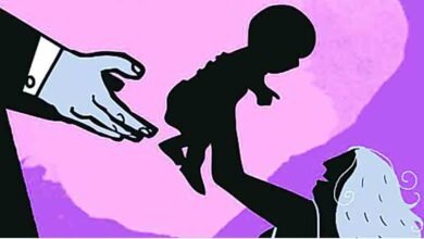 Photo of दत्तक विधान झाले आता सोपे; न्यायालयाने दिले तसे केंद्र सरकारला निर्देश