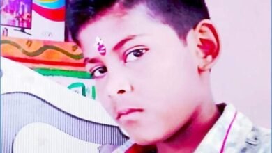 Photo of भयंकर… घरगुती भांडणामुळे उध्वस्त झाला चिखलीतील  एक परिवार अल्पवयीन मुलावर झाले अंत्यसंस्कार तर आई आणि मुलीची मृत्यूशी झुंज.  विषप्रयोग की आत्महत्या ? गूढ अद्याप कायम