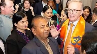 Photo of आँस्ट्रेलियाचे नवे पंतप्रधान आहेत भगव्याचे चाहते; खांद्यावर घेतात ‘ ओम ‘ चा दुपट्टा