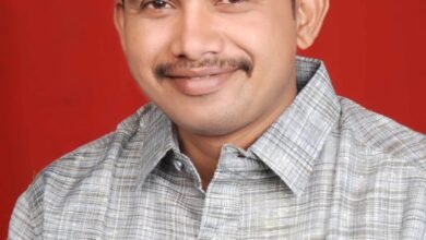 Photo of पेरणीच्या तोंडावर रासायनिक खतांचा तुटवडा;शेतकर्याचे कृषी केंद्रावर हेलपाटे. बफर स्टॉक म्हणुन ठेवलेल्या डीएपी खत विक्रीस परवानगी द्या – विनायक सरनाईक