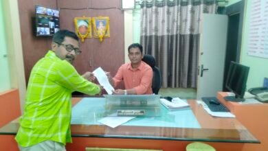 Photo of महापुरुषांचे पथदर्शक नामफलक पुन्हा उभारण्यात यावे –  जनहित मंचतर्फे  रेणुकादास मुळे यांची मागणी