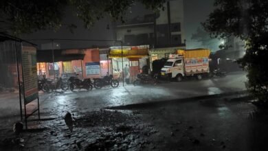 Photo of ढगफुटी सदृश्य पाऊस, देऊळगाव माळी परिसरात लोकांनी रात्र काढली जागून