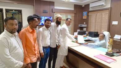 Photo of मुस्लीम समाजाच्या विविध मागण्यांसाठी उबेद अली खान यांच्या नेतृत्वात मुख्यमंत्र्यांना निवेदन