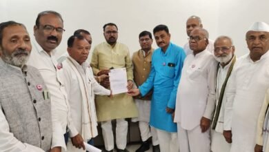 Photo of वायदेबंदी न उठविल्यास सेबीच्या कार्यालयासमोर शेतकरी संघटना करणार बेमुदत धरणे आंदोलन खा. प्रतापराव जाधवांना निवेदन