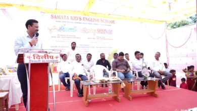 Photo of संस्कारक्षम शिक्षणाचे दालन म्हणजे समता किड्स इंग्लिश स्कूल – मंत्रालयीन अधिकारी विद्याधर महाले  यांचे प्रतिपादन