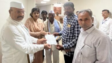 Photo of आ. श्वेताताई महाले पाटील यांची कार्यतत्परता; काल सोडवले शेतकऱ्यांचे उपोषण अन् आज कृषी मंत्र्यांकडे केली पीकविम्यातील तफावतीची रक्कम देण्याची मागणी