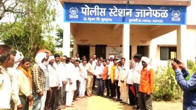 Photo of मेहकर तालुक्यातही शेतकऱ्यांची फसवणूक. ढवळे परिवारावर गुन्हे दाखल करा – स्वाभीमानी शेतकरी संघटनेची मागणी