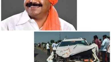 Photo of माजी आमदार विजयराज शिंदे अपघातातून बचावले; कारचा झाला चकनाचूर, अकोल्या जवळ झाला अपघात