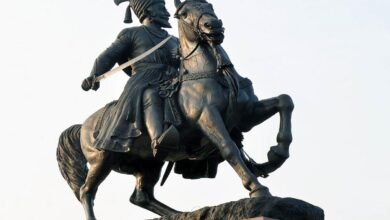 Photo of चिखली शहरात लवकरच उभारला जाणार छत्रपती शिवरायांचा अश्वारूढ पुतळा; सध्याचा पूर्णाकृती पुतळा हलवण्याची कार्यवाई उद्यापासून होणार सुरू