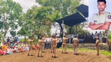 Photo of हृदयद्रावक…! मित्राच्या साखरपुड्यासाठी आलेल्या ‘ त्याला ‘ मृत्यूने मारली मिठी… मेरा बुद्रुक येथील तरुण पोलीस कर्मचाऱ्याचा अकाली अंत
