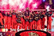 Photo of विजयाची प्रतीक्षा संपली: विराट कोहलीच्या नेतृत्वाखाली RCB ने IPL 2025 चे पहिले विजेतेपद पटकावले  ऐतिहासिक क्षण: RCB चे पहिले IPL विजेतेपद