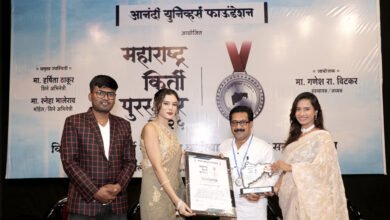 Photo of पत्रकारितेतील योगदानाबद्दल रेणुकादास मुळे महाराष्ट्र कीर्ती पुरस्काराने सन्मानित’